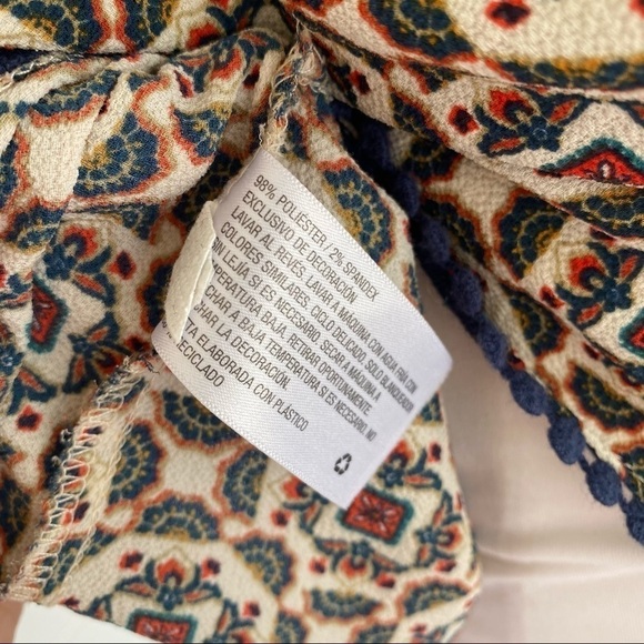 Xhilaration sleeveless blouse Size Medium - Picture 6 of 10